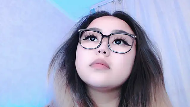 Snapshot of amelia_sunlight chatting on 06/14/26, 03:25 amelia sunlight online show from 06/14/26, 03:25