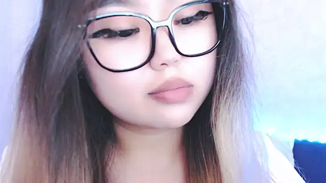 Snapshot of amelia_sunlight chatting on 07/27/26, 03:19 amelia sunlight online show from 07/27/26, 03:19