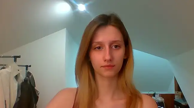 Snapshot of LUNA_delight chatting on 01/22/25, 05:49 LUNA delight online show from 01/22/25, 05:49