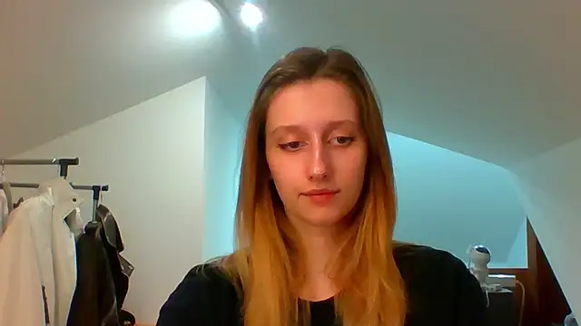 Snapshot of LUNA_delight chatting on 03/05/25, 05:50 LUNA delight online show from 03/05/25, 05:50