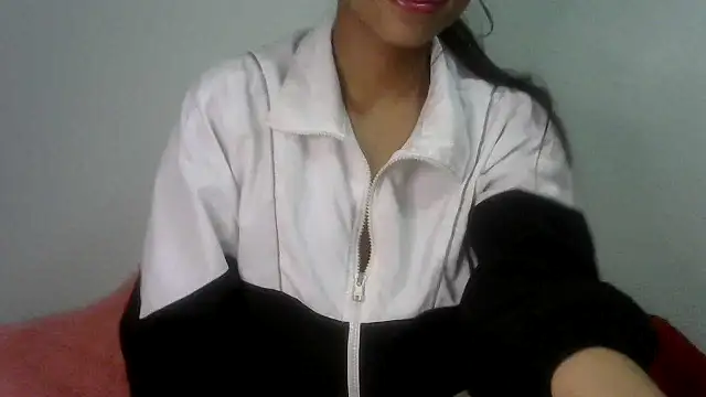 Snapshot of nanhi_munni chatting on 05/25/26, 12:00 nanhi munni online show from 05/25/26, 12:00