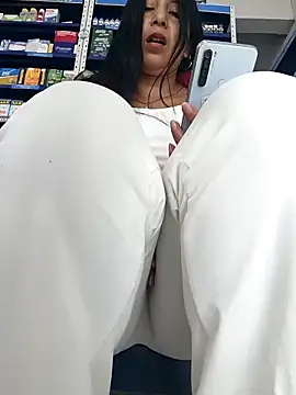 Megan jennerr online show from 09/20/25, 03:24