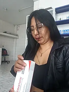 Megan jennerr online show from 10/10/25, 02:27