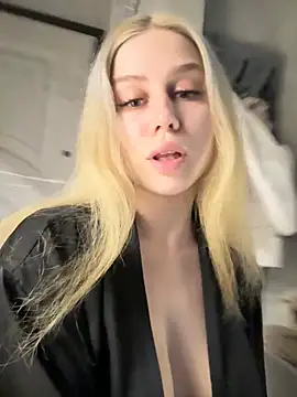 Snapshot of ChrisOnlyOne chatting on 03/15/25, 09:16 ChrisOnlyOne online show from 03/15/25, 09:16