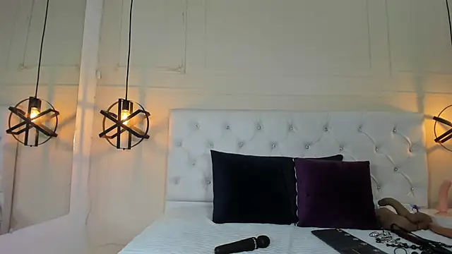 Snapshot of Slut_Milf_ chatting on 02/11/25, 07:38 Slut Milf  online show from 02/11/25, 07:38