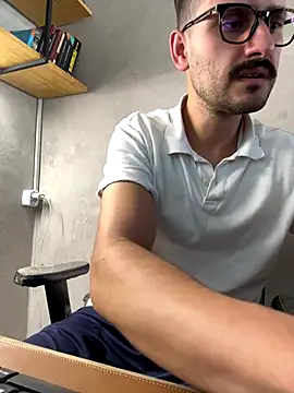 Superdad online show from 09/12/25, 05:13