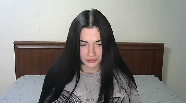 Liana diva online show from 02/23/25, 10:42