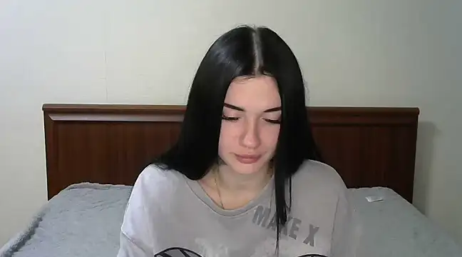 Liana diva online show from 02/25/25, 11:00