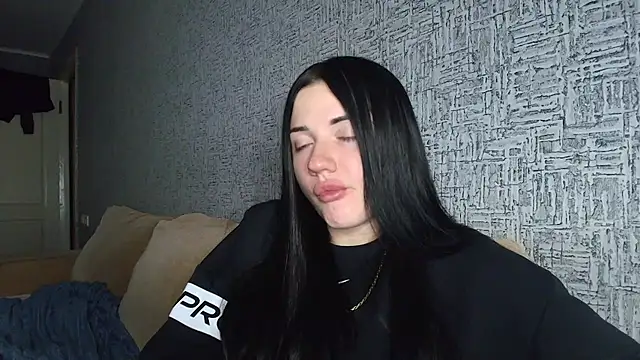 Liana diva online show from 01/19/26, 02:32