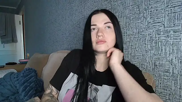 Snapshot of Liana_diva chatting on 03/13/26, 02:34 Liana diva online show from 03/13/26, 02:34