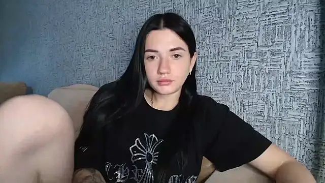 Snapshot of Liana_diva chatting on 06/03/26, 11:24 Liana diva online show from 06/03/26, 11:24