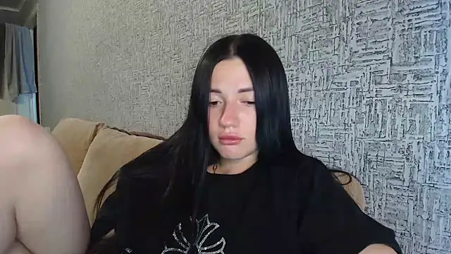 Snapshot of Liana_diva chatting on 06/21/26, 02:08 Liana diva online show from 06/21/26, 02:08
