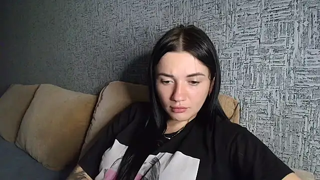 Snapshot of Liana_diva chatting on 07/26/26, 05:20 Liana diva online show from 07/26/26, 05:20