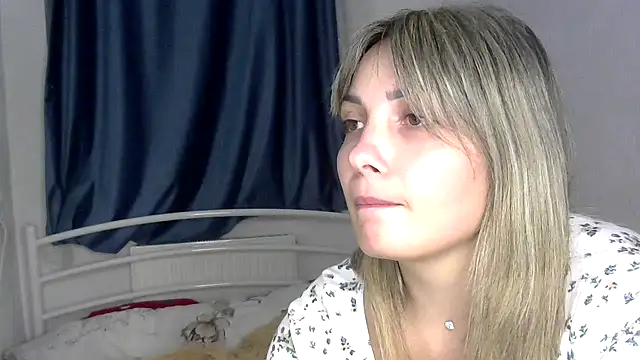 Snapshot of Iskor_ka chatting on 12/17/25, 07:31 Iskor ka online show from 12/17/25, 07:31