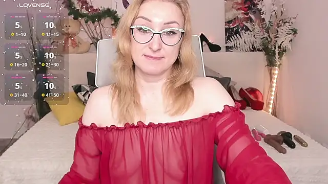 MadissonKiss online show from 12/17/25, 01:11