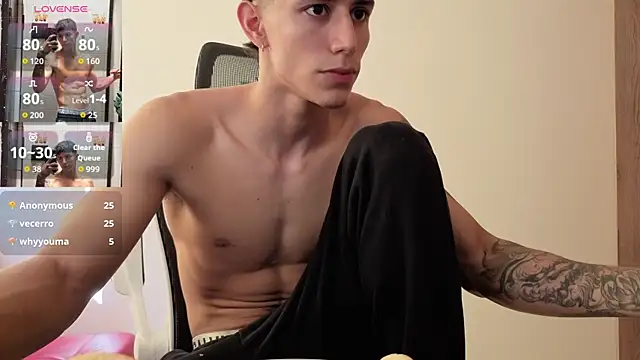 Cristopher23  online show from 12/03/25, 01:42