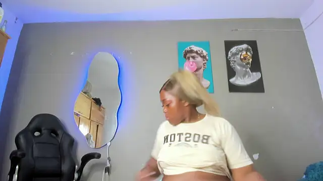 Lilybaudinx96 online show from 02/20/25, 03:34