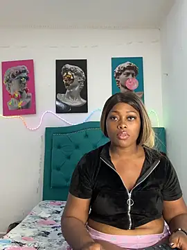 Lilybaudinx96 online show from 05/01/26, 07:57