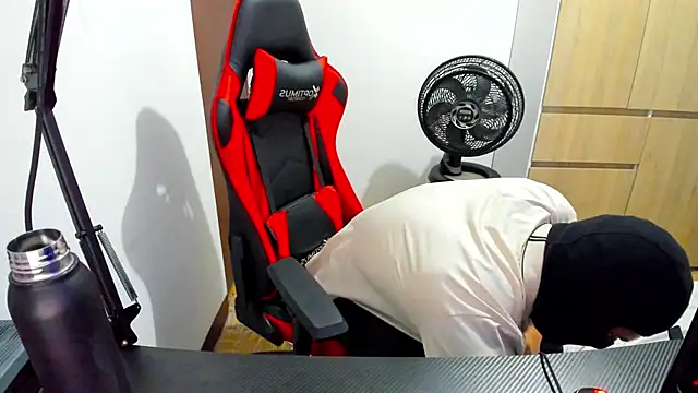 Calihotcaliente277 online show from 02/01/25, 10:05