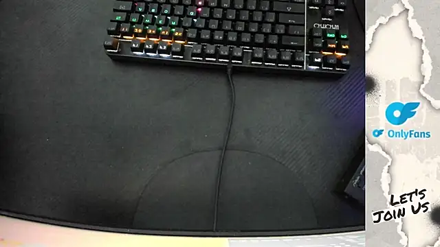 Calihotcaliente277 online show from 09/16/25, 10:38