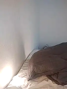 Snapshot of momopretinha chatting on 09/17/25, 03:19 momopretinha online show from 09/17/25, 03:19