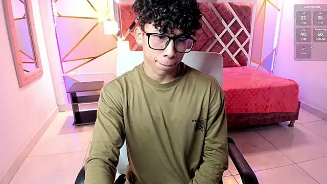 AkazaBoy  online show from 01/25/25, 04:13