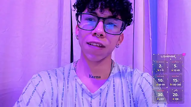 AkazaBoy  online show from 01/30/25, 04:27