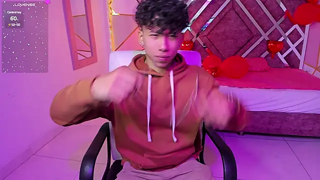 AkazaBoy  online show from 02/11/25, 04:01