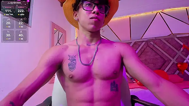 AkazaBoy  online show from 02/11/25, 07:02