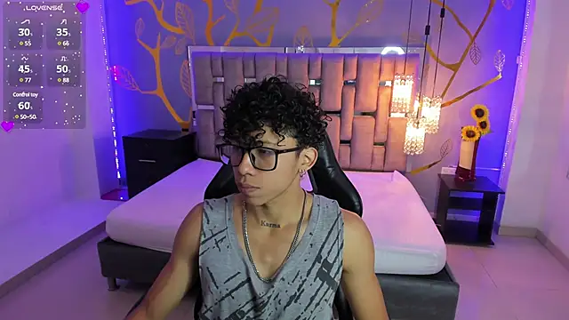 AkazaBoy  online show from 03/06/25, 03:46