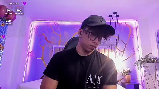 AkazaBoy  online show from 10/09/25, 08:07