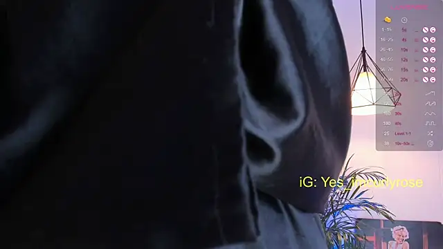 CurlyRose   online show from 11/06/25, 11:48