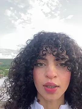 CurlyRose   online show from 12/15/25, 09:41