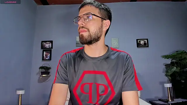 Snapshot of ETHAN_ADAM chatting on 02/17/25, 10:25 ETHAN ADAM online show from 02/17/25, 10:25