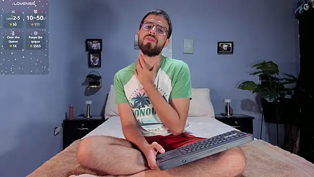 Snapshot of ETHAN_ADAM chatting on 02/18/25, 11:52 ETHAN ADAM online show from 02/18/25, 11:52