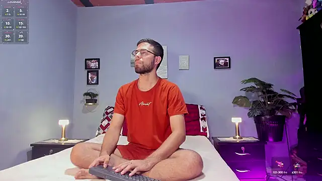 Snapshot of ETHAN_ADAM chatting on 03/17/25, 09:22 ETHAN ADAM online show from 03/17/25, 09:22