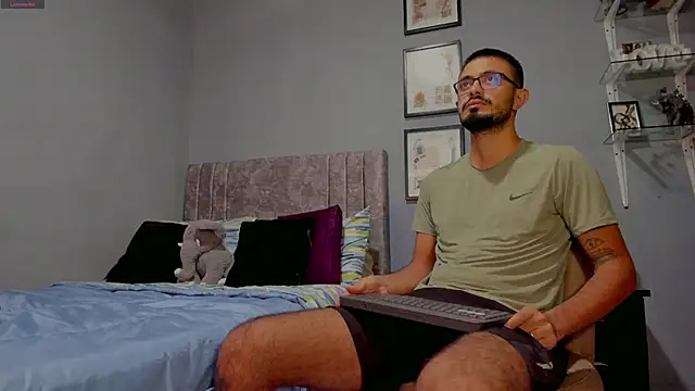 Snapshot of ETHAN_ADAM chatting on 02/23/26, 11:02 ETHAN ADAM online show from 02/23/26, 11:02