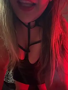 famous indian girl online show from 10/14/25, 03:18