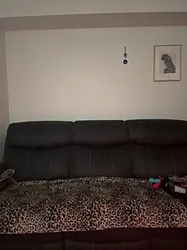 famous indian girl online show from 12/04/25, 04:55