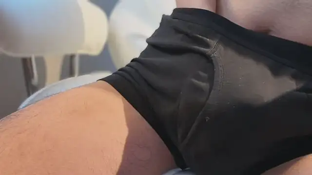 Snapshot of gian0808 chatting on 03/01/25, 12:28 gian0808 online show from 03/01/25, 12:28