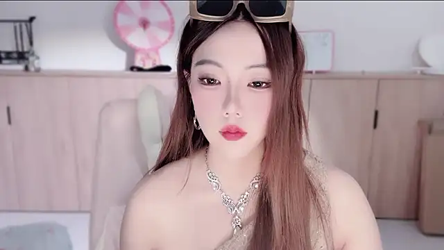 Natasha520 online show from 10/19/25, 05:46