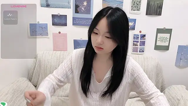 Snapshot of LiLiYbaby chatting on 09/09/25, 06:35 LiLiYbaby online show from 09/09/25, 06:35