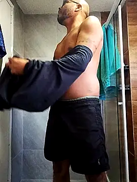 johnwalkerRjts online show from 04/14/26, 07:53