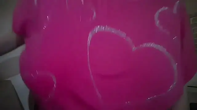 AalinnaK online show from 12/05/25, 09:40