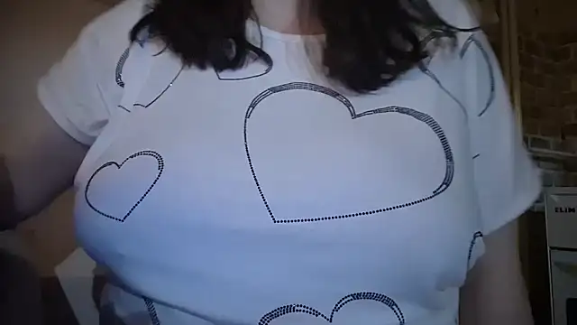 AalinnaK online show from 12/13/25, 07:53