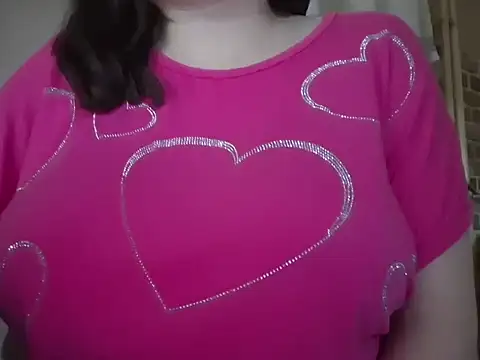 AalinnaK online show from 12/18/25, 12:33