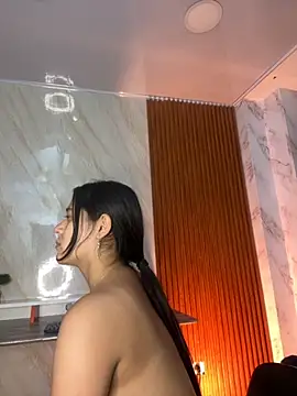 floriamANDjazmin online show from 10/02/25, 03:13