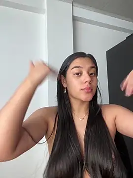 Snapshot of floriamANDjazmin chatting on 03/14/26, 09:09 floriamANDjazmin online show from 03/14/26, 09:09