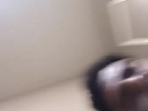 Snapshot of SLOWSTRO chatting on 10/23/25, 10:25 SLOWSTRO online show from 10/23/25, 10:25