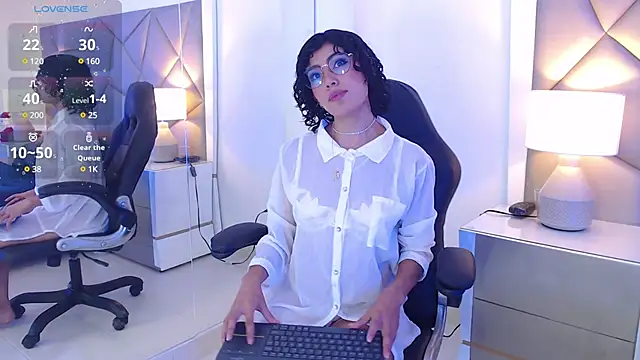 LeeThompson  online show from 01/11/25, 11:56